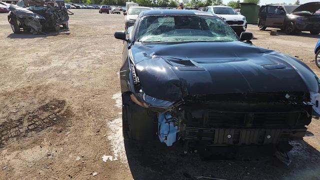 2022 Ford Mustang - zdjęcie 13