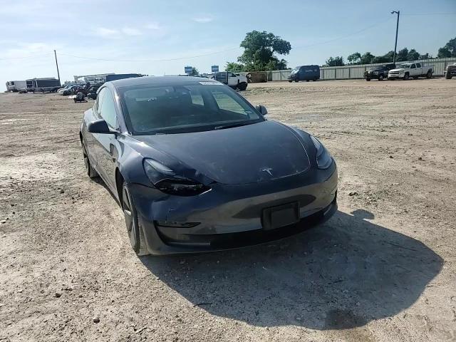 2023 Tesla Model 3 - zdjęcie 13