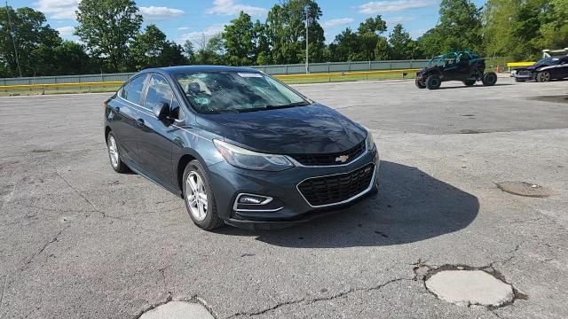 2018 Chevrolet Cruze Lt - zdjęcie 13
