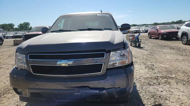 2013 Chevrolet Suburban C1500 Lt - zdjęcie 13