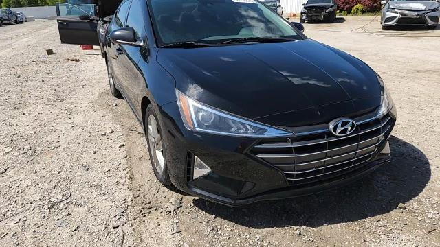 2019 Hyundai Elantra Sel - zdjęcie 13