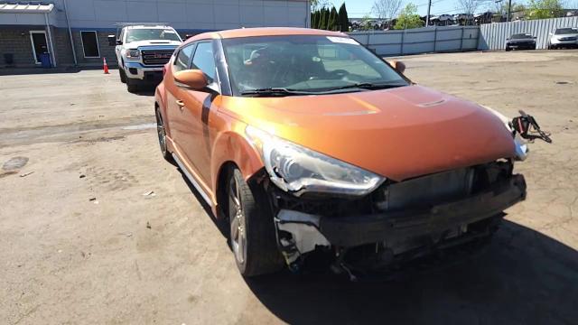 2014 Hyundai Veloster Turbo - zdjęcie 13