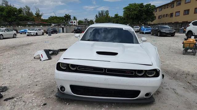 2019 Dodge Challenger R - zdjęcie 14