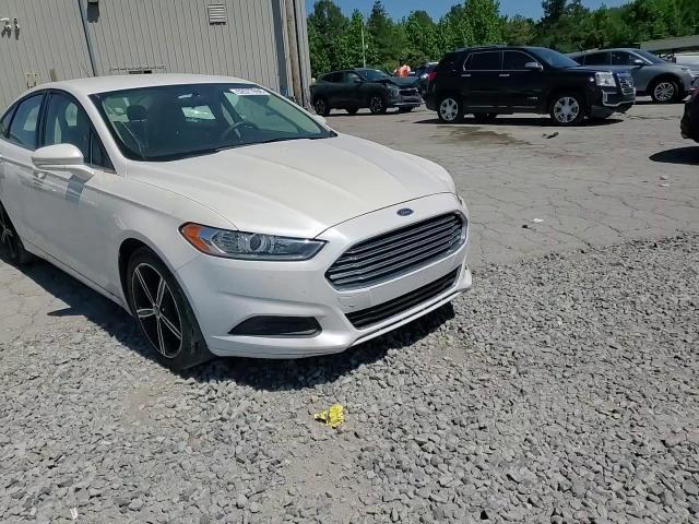 2015 Ford Fusion Se - zdjęcie 13