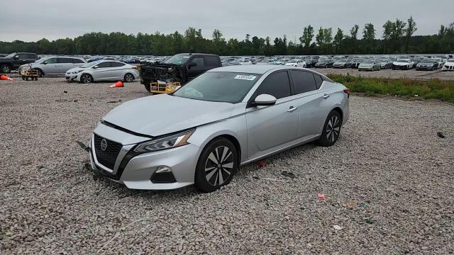 2022 Nissan Uk - zdjęcie 13
