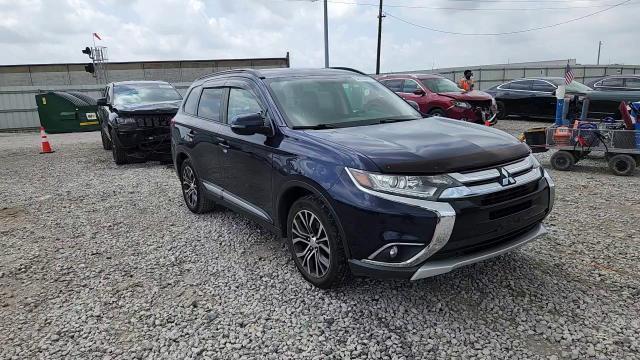 2016 Mitsubishi Outlander Se - zdjęcie 14