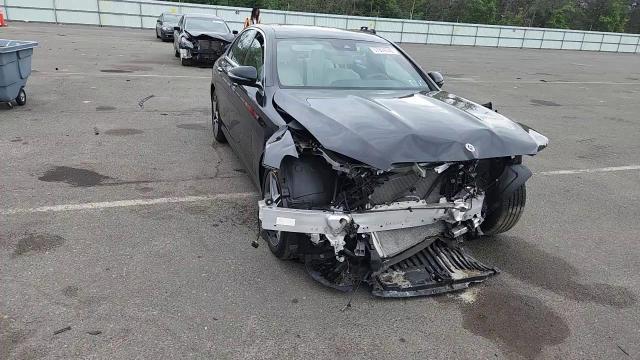 2022 Mercedes-Benz E 350 4Matic - zdjęcie 14
