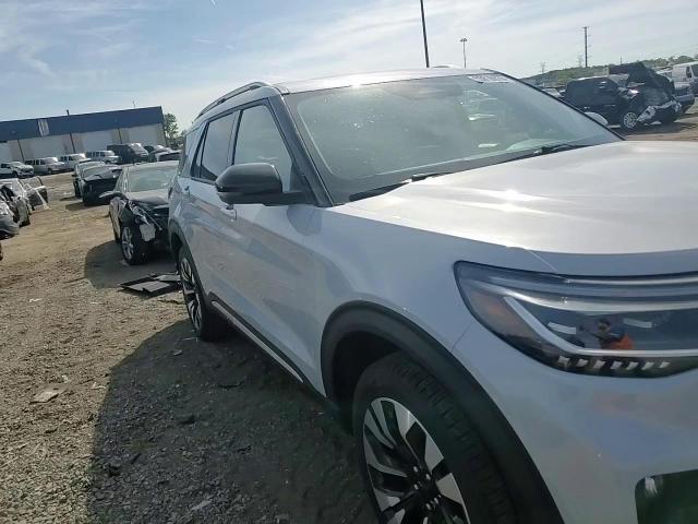 2025 Ford Explorer Platinum - zdjęcie 14