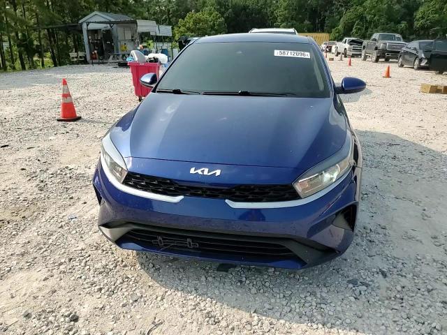 2023 Kia Forte Lxs - zdjęcie 13