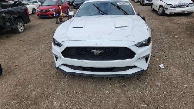 2020 Ford Mustang - zdjęcie 13