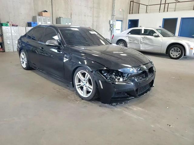 2014 BMW 335 Xi - zdjęcie 13