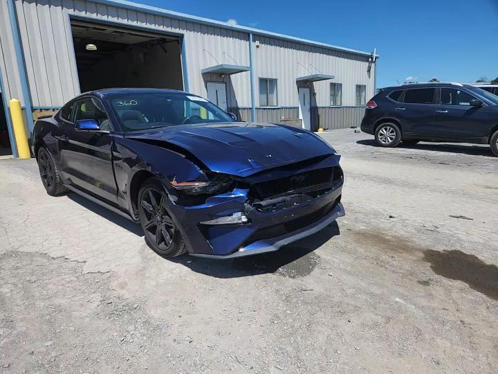 2020 Ford Mustang Gt - zdjęcie 13