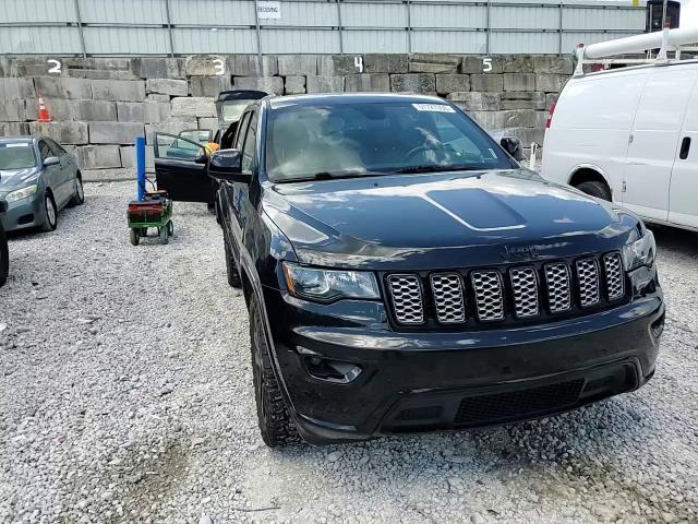 2018 Jeep Grand Cherokee Laredo - zdjęcie 14