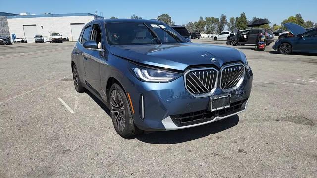 2025 BMW X3 30 xDrive - zdjęcie 13