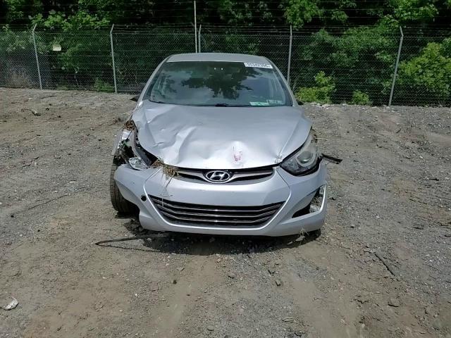 2016 Hyundai Elantra Sport - zdjęcie 13