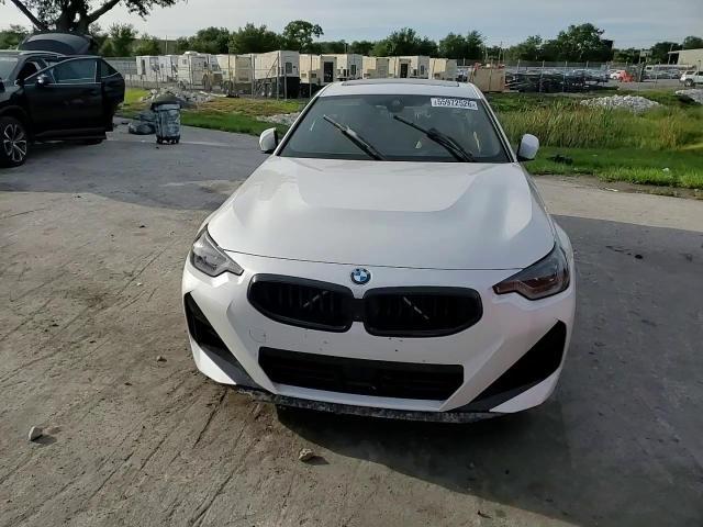 2025 BMW 230I - zdjęcie 13