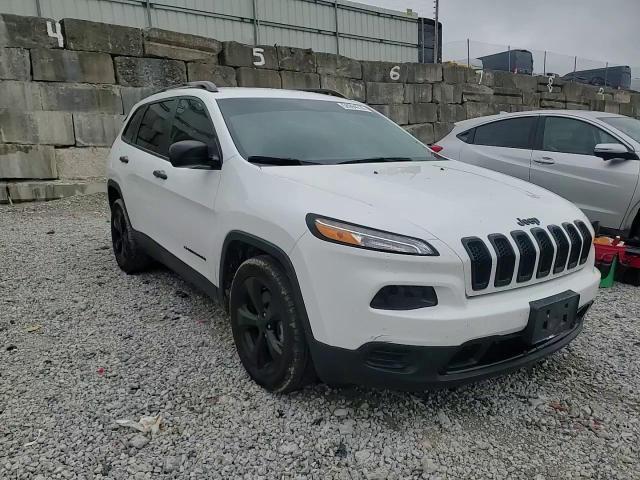2016 Jeep Cherokee Sport - zdjęcie 14