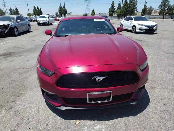 2017 Ford Mustang - zdjęcie 14