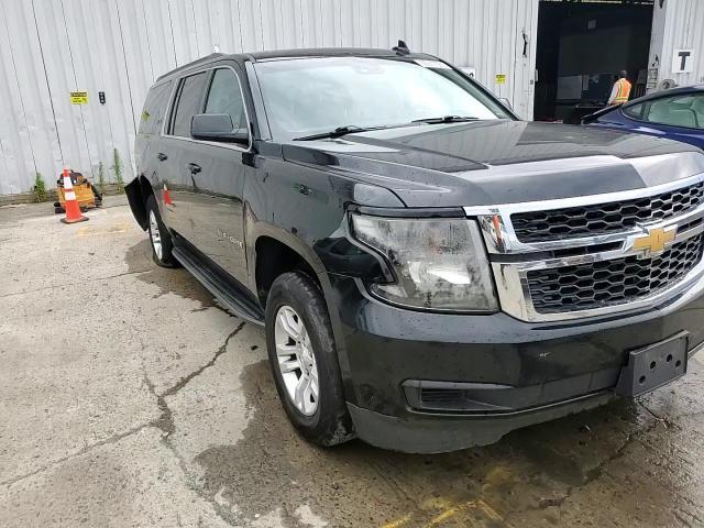 2017 Chevrolet Suburban K1500 Lt - zdjęcie 14