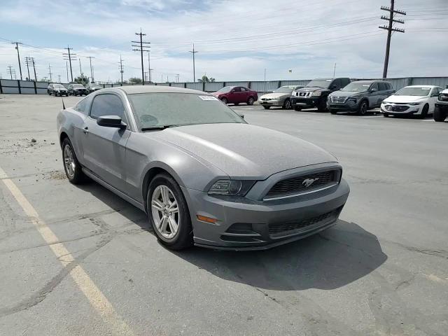 2014 Ford Mustang - zdjęcie 13