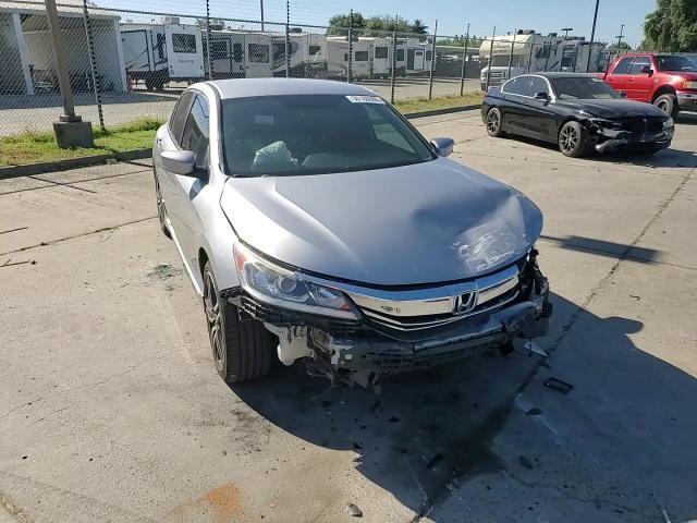2017 Honda Accord Sport - zdjęcie 14
