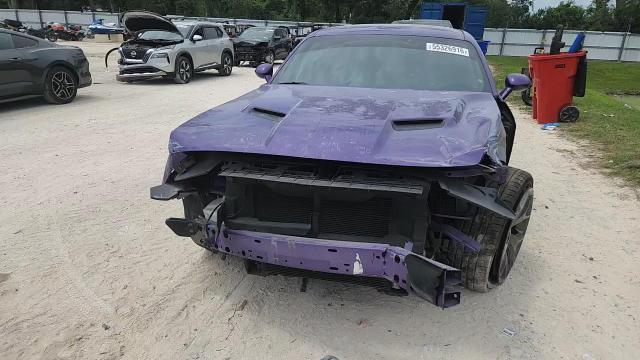 2016 Dodge Challenger R - zdjęcie 14