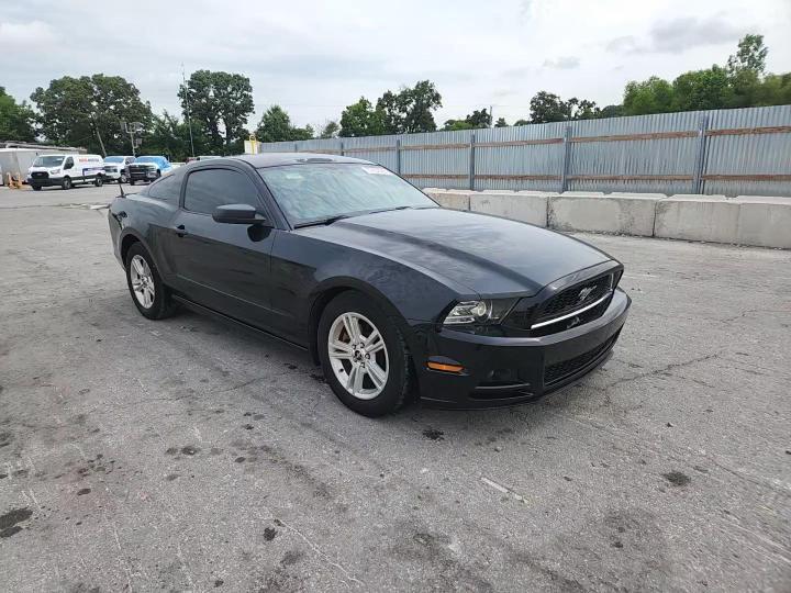 2014 Ford Mustang - zdjęcie 13
