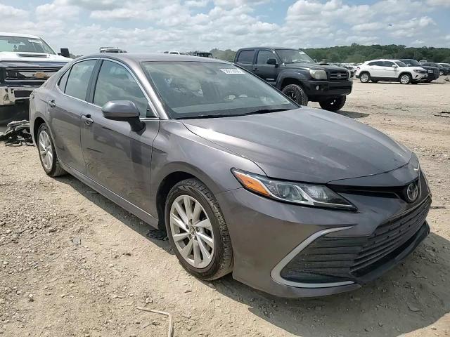 2023 Toyota Camry Le - zdjęcie 13