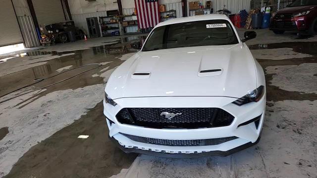 2021 Ford Mustang Gt - zdjęcie 14