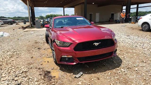 2016 Ford Mustang - zdjęcie 13