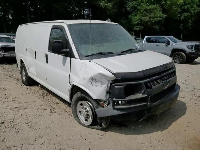 2016 Chevrolet Express G2500 - zdjęcie 14