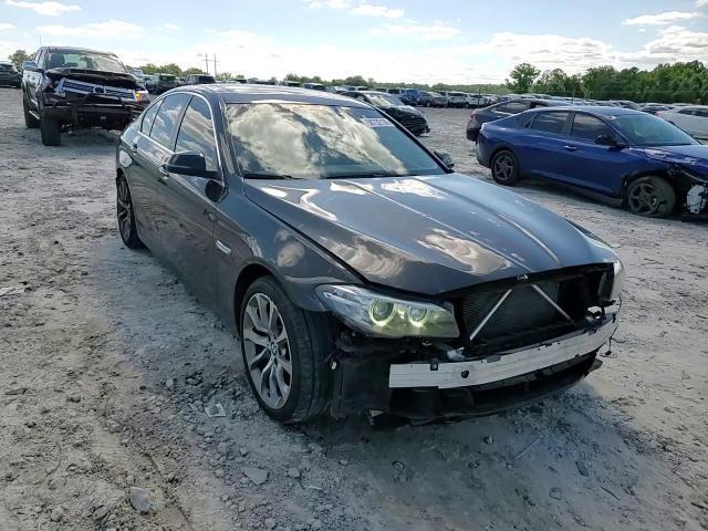 2016 BMW Seria 5 535i - zdjęcie 14