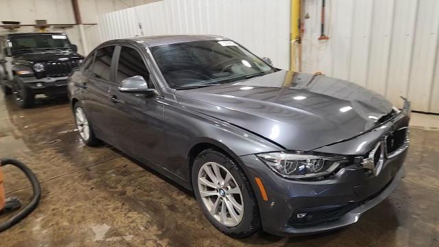 2018 BMW 320 Xi - zdjęcie 14