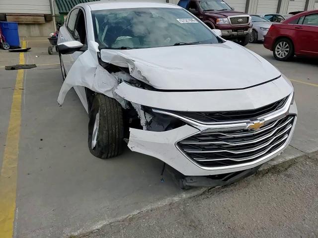 2024 Chevrolet Malibu Ls - zdjęcie 14