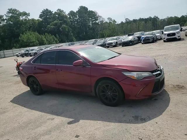 2016 Toyota Camry Se - zdjęcie 13