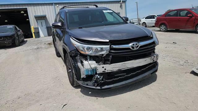 2016 Toyota Highlander Xle - zdjęcie 14