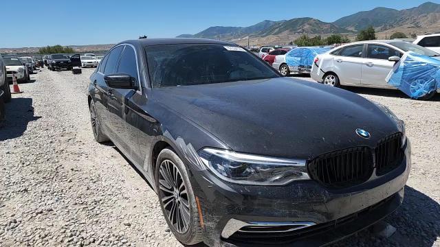 2017 BMW Seria 5 540i - zdjęcie 13