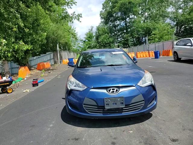 2016 Hyundai Veloster Base - zdjęcie 13
