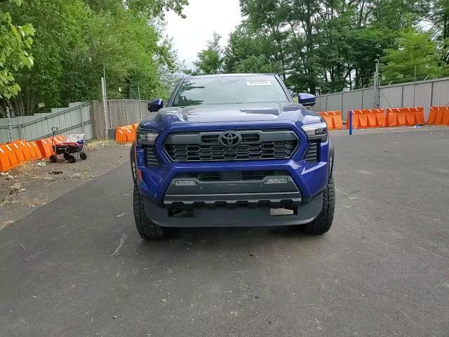 2025 Toyota Tacoma Double Cab - zdjęcie 13