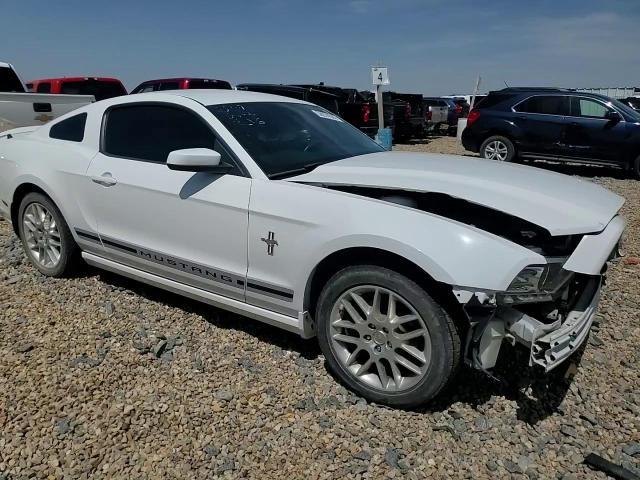 2014 Ford Mustang - zdjęcie 13