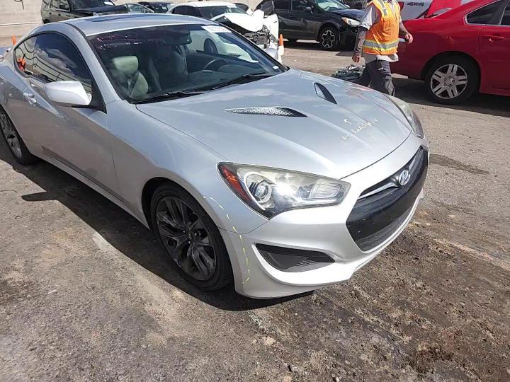 2013 Hyundai Genesis Coupe 2.0T - zdjęcie 13