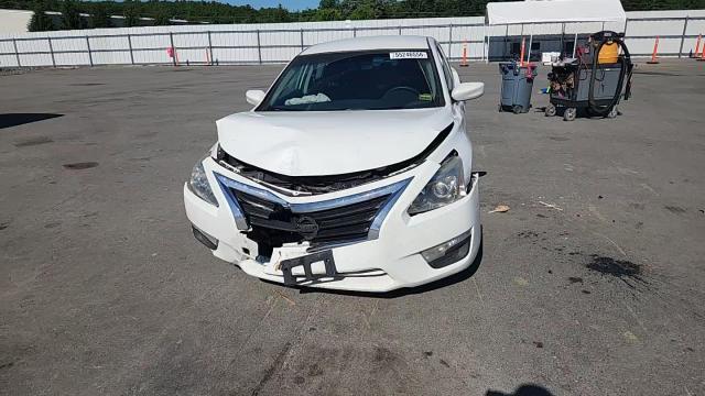 2015 Nissan Altima - zdjęcie 13