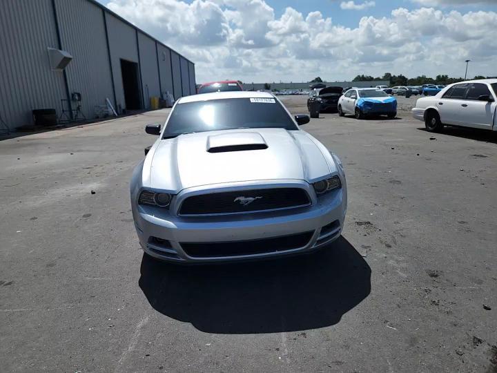 2014 Ford Mustang - zdjęcie 14