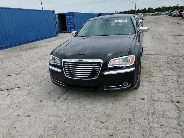 2014 Chrysler 300C - zdjęcie 13