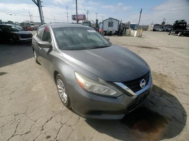 2016 Nissan Altima 2.5 S - zdjęcie 13
