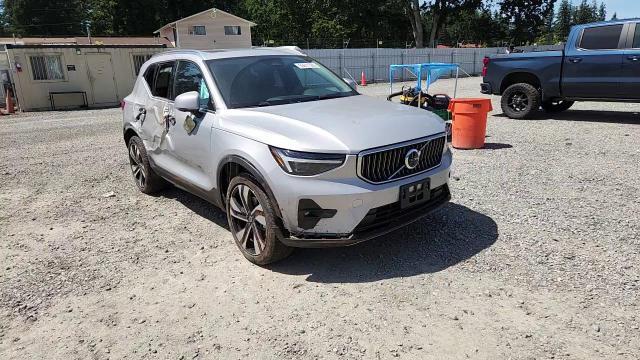 2025 Volvo Xc40 Ultra - zdjęcie 15