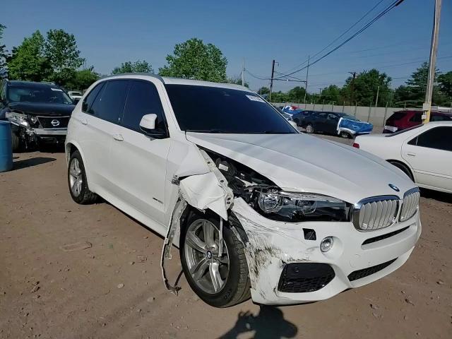 2016 BMW X5 xDrive50I - zdjęcie 15