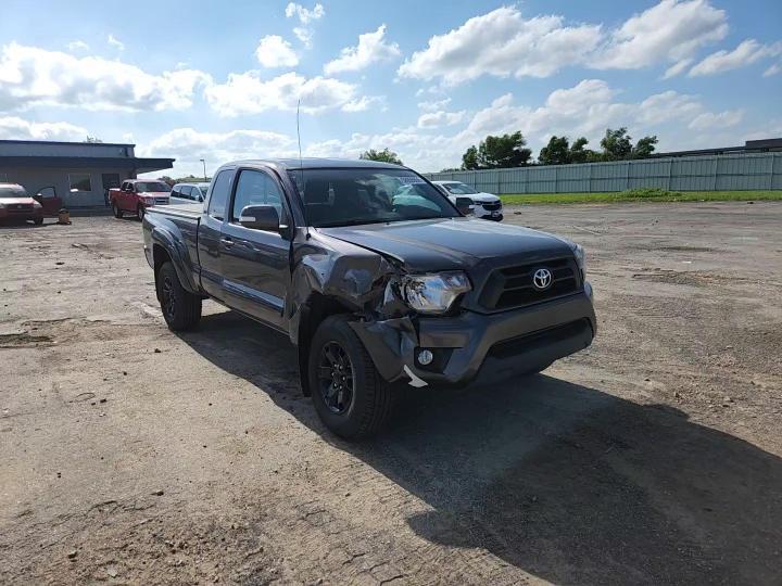 2015 Toyota Tacoma V6 - zdjęcie 13