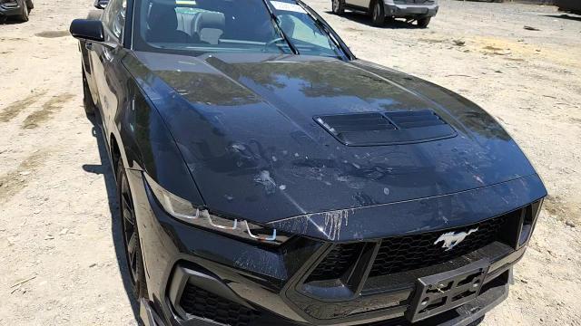 2025 Ford Mustang Gt - zdjęcie 14