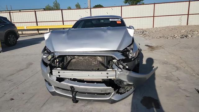 2017 Ford Mustang - zdjęcie 13